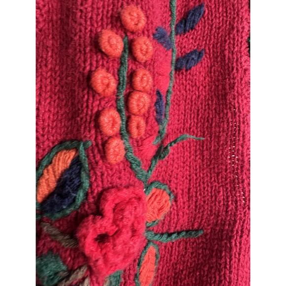 Vintage 90s Women’s M Erika Red Floral Knit Embroidered Button Down Vest Flowers - Picture 3 of 11